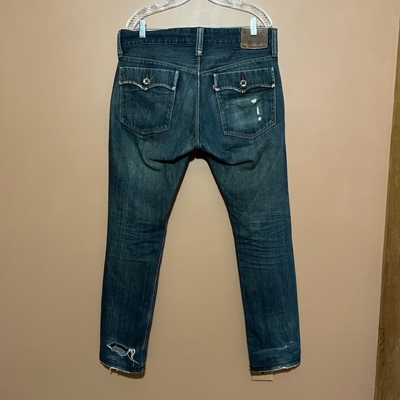 Levi’s Slim Straight Distressed “THIS IS A PAIR OF LEVIS JEANS” 34x32 - Picture 6 of 9